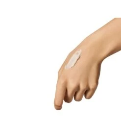 Diamond Luminous Perfecting Hand Cream - NATURA BISSÉ -Cosmeticos24h Tienda Diamond Luminous Perfecting Hand Cream NATURA BISSE 4045