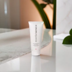 Essential Line. Crema Hidratante Con Aminoácidos - SKEYNDOR -Cosmeticos24h Tienda Essential Line Crema Hidratante con Aminoacidos SKEYNDOR 3850