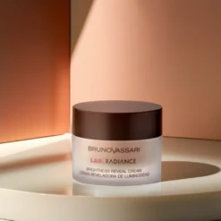LAB Radiance. Brightness Reveal Cream - BRUNO VASSARI -Cosmeticos24h Tienda LAB Radiance Brightness Reveal cream BRUNO VASSARI 2605
